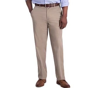 NWT! Haggar Classic Fit khaki pants size 44x29